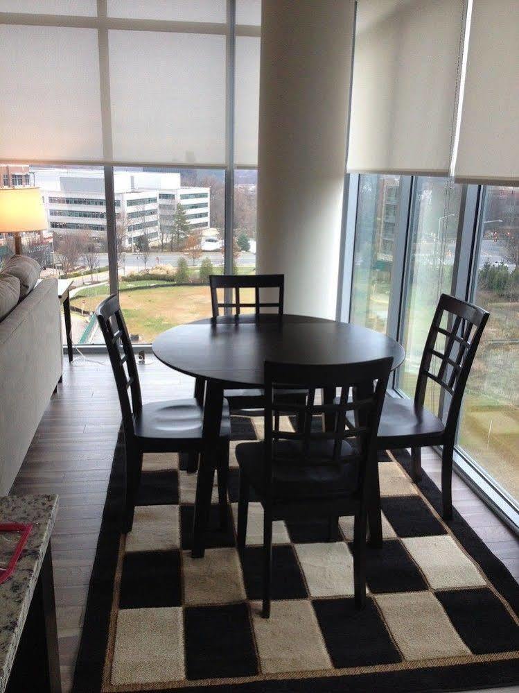 Weichert Suites At The Ovation ماكلين المظهر الخارجي الصورة
